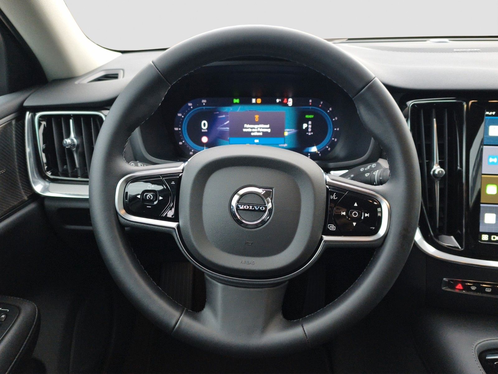 Volvo V60 T6 Plus Dark Recharge Plug-In Hybrid AWD*AHK