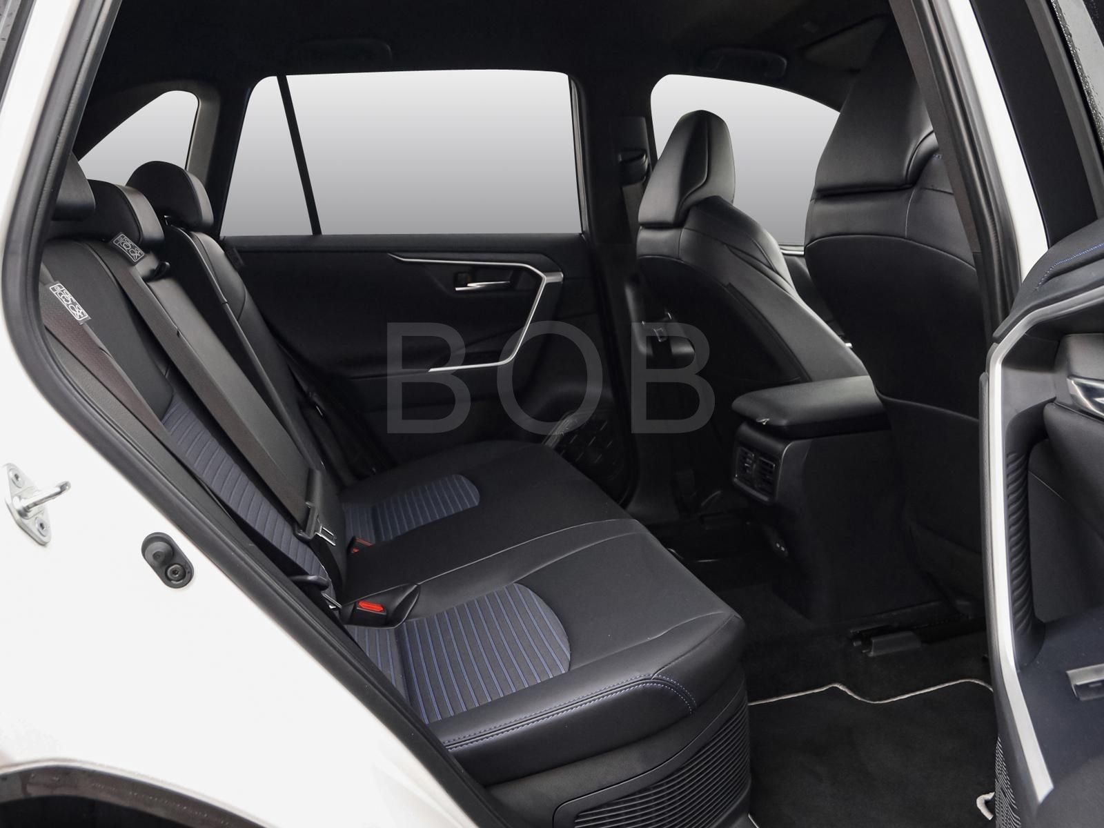 Toyota RAV 4 2.5 Hybrid Style - Samsaru's Car Outlet
