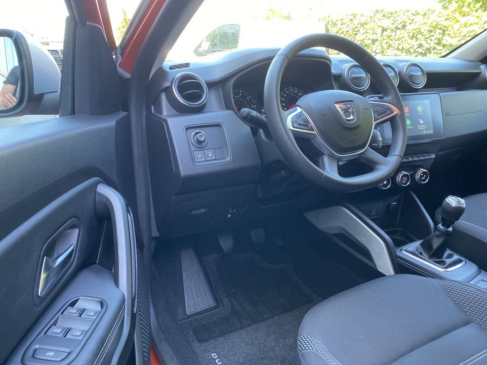 Dacia Duster Prestige+ - Samsaru's Car Outlet