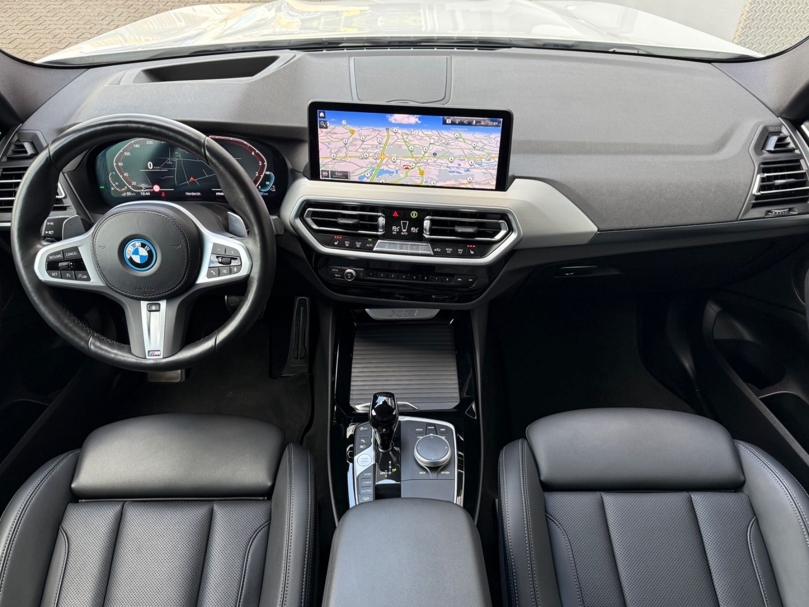 BMW X3 30e xDrive M Sport - Samsaru's Car Outlet