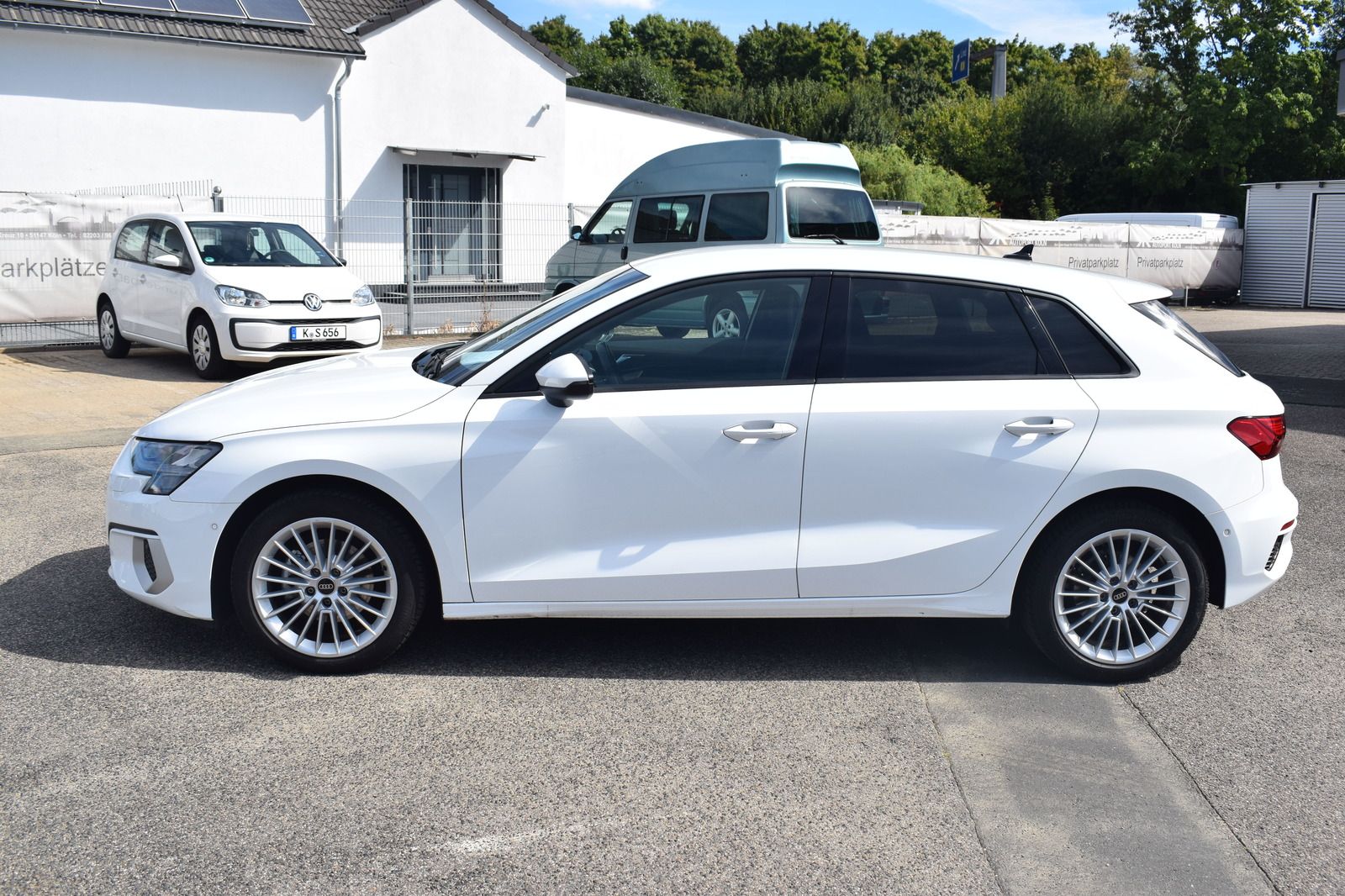 Audi A3 Sportback 30 TDI advanced Automatik/AHK