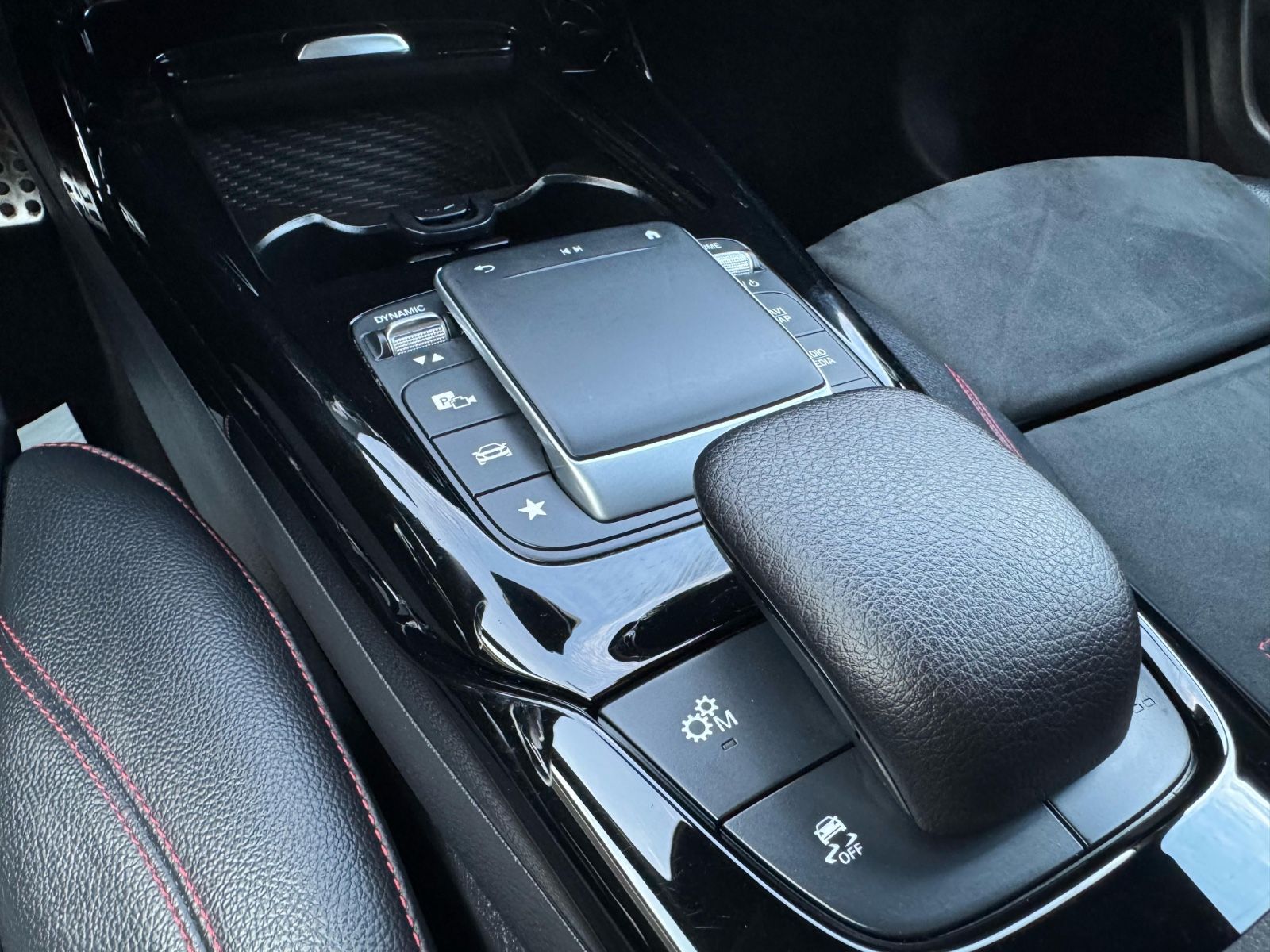 Mercedes-Benz CLA 35 AMG 4M - Samsaru's Car Outlet