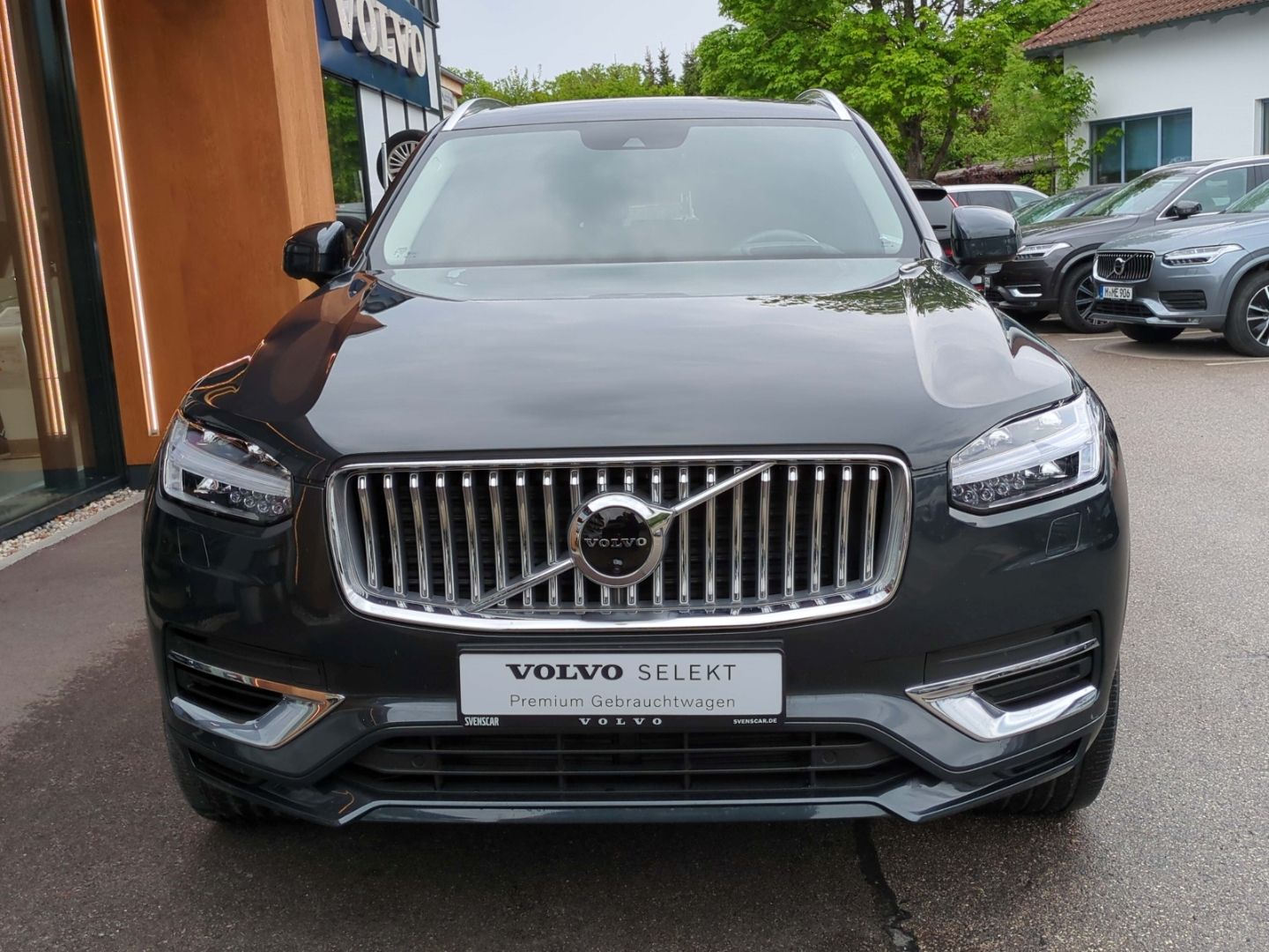 Volvo XC90 Plus Bright Recharge Plug-In Hybrid AWD T8