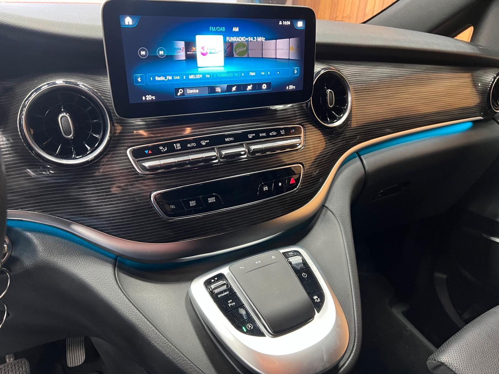 Mercedes-Benz V 250 d AVANTGARDE 4MATIC - Samsaru's Car Outlet