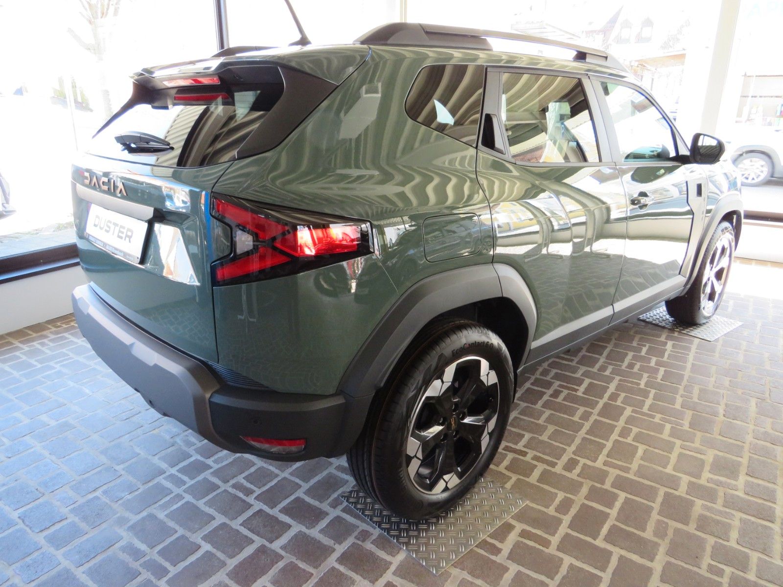 Dacia Duster III TCe 130 Extreme - Samsaru's Car Outlet