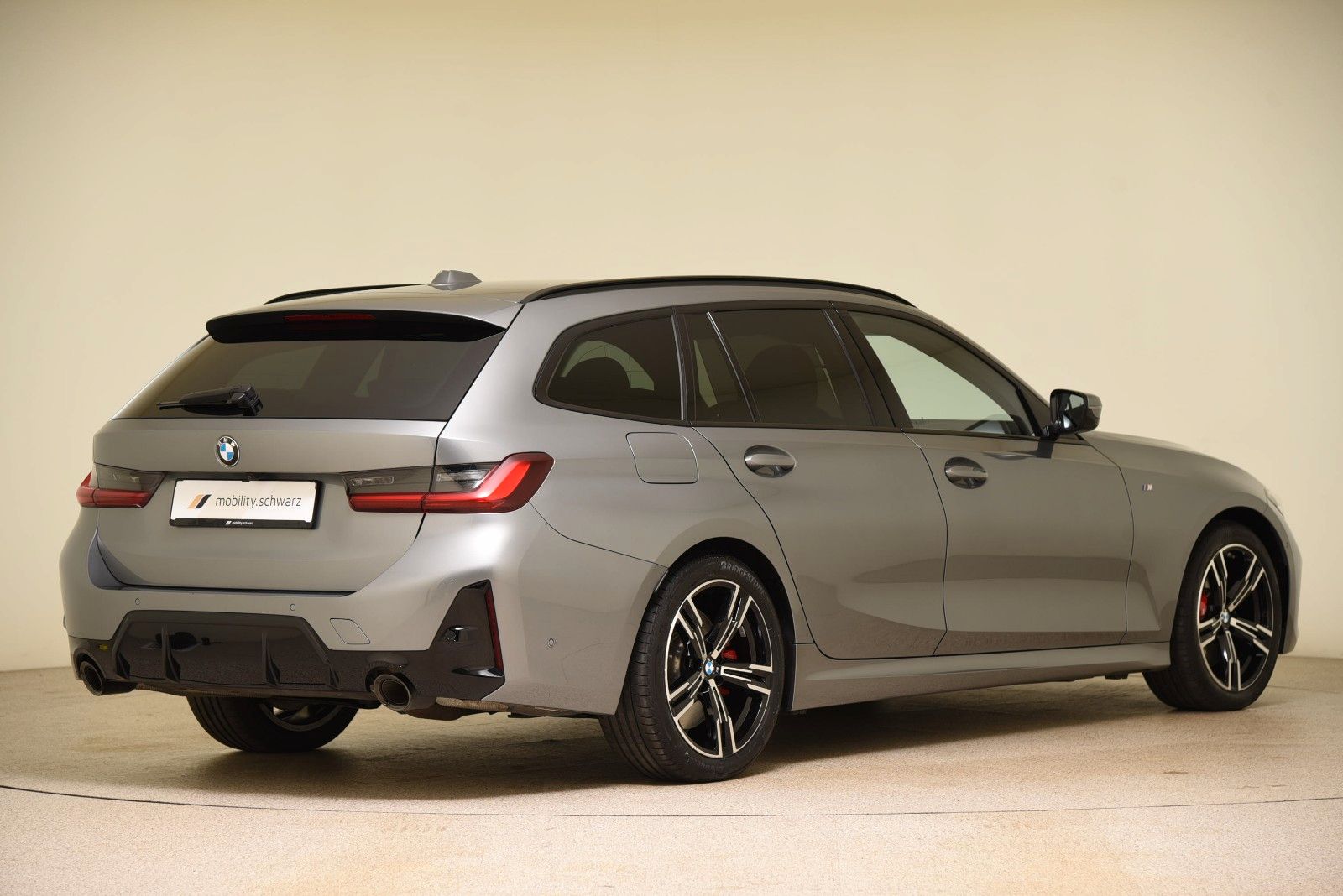 BMW 320d Touring xDrive M Sport Pro ACC Pano HUD H&K