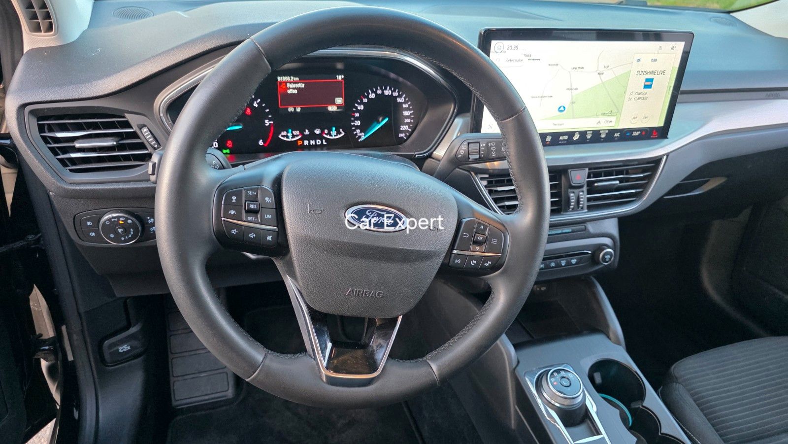 Ford Focus TurnierTitanium,1Hand,8xAlu,Scheckheft,LED