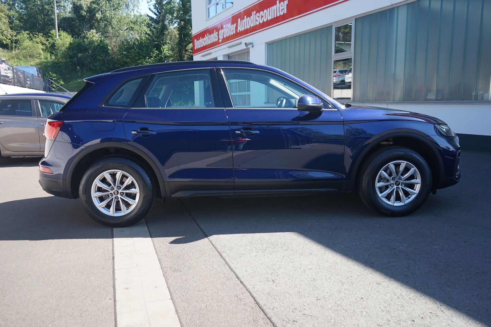 Audi Q5 40 2.0 TDI quattro - Samsaru's Car Outlet