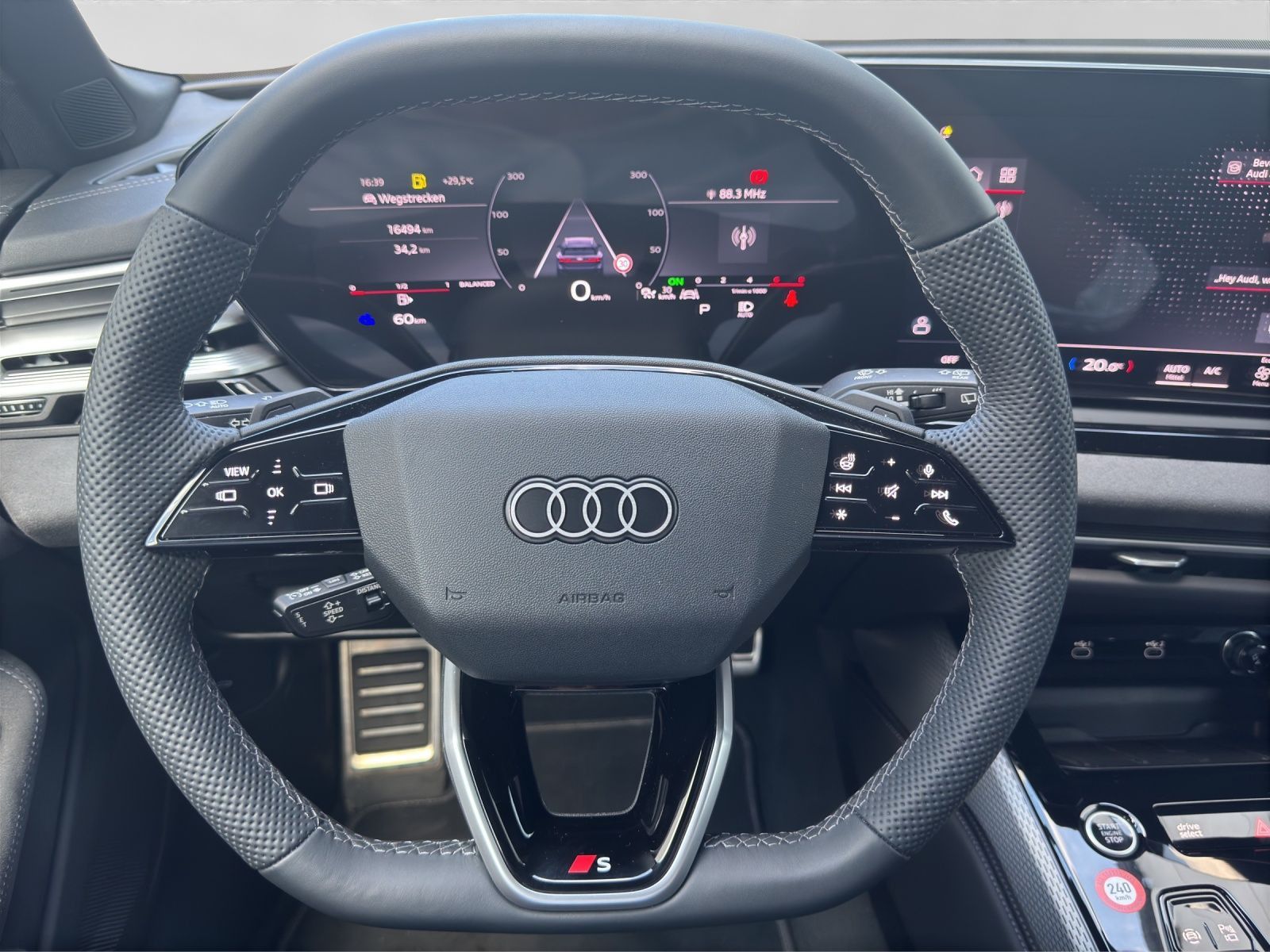 Audi A6 Avant TFSI Q 2x S LINE UPE100 LM20 PANO AHK A