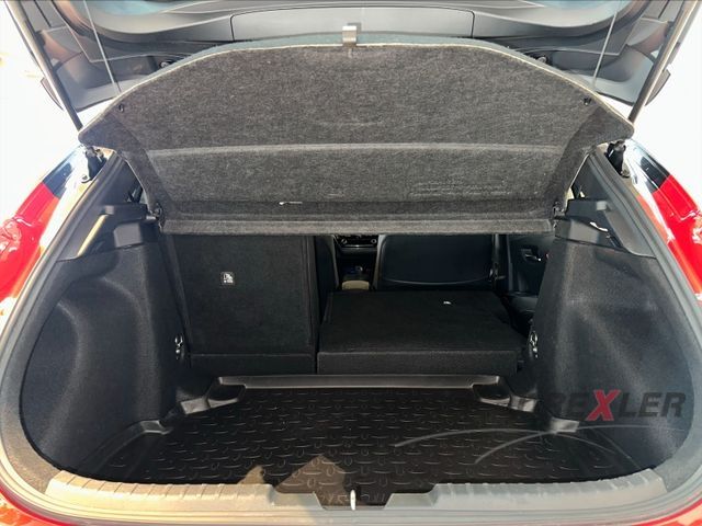 Toyota Corolla Hybrid Team D - Samsaru's Car Outlet