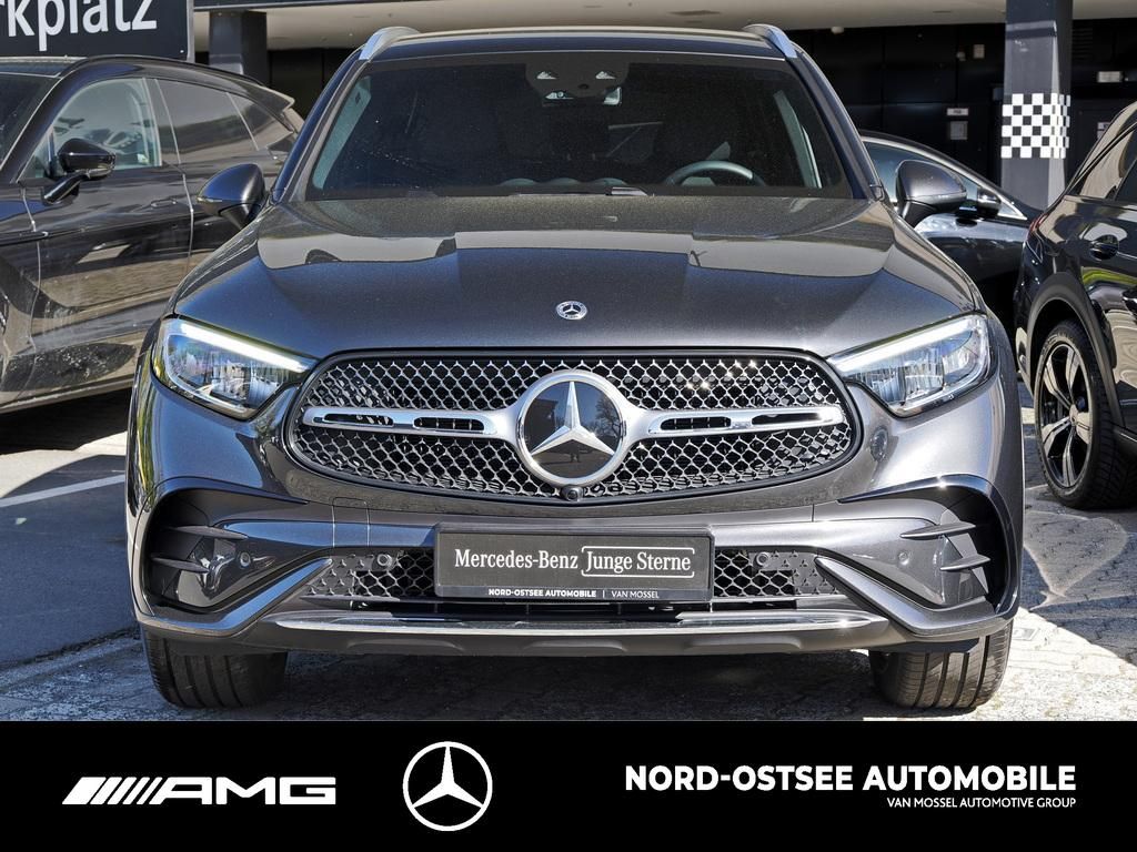 Mercedes-Benz GLC 300 d AMG 4M AHK DISTRONIC MBUX