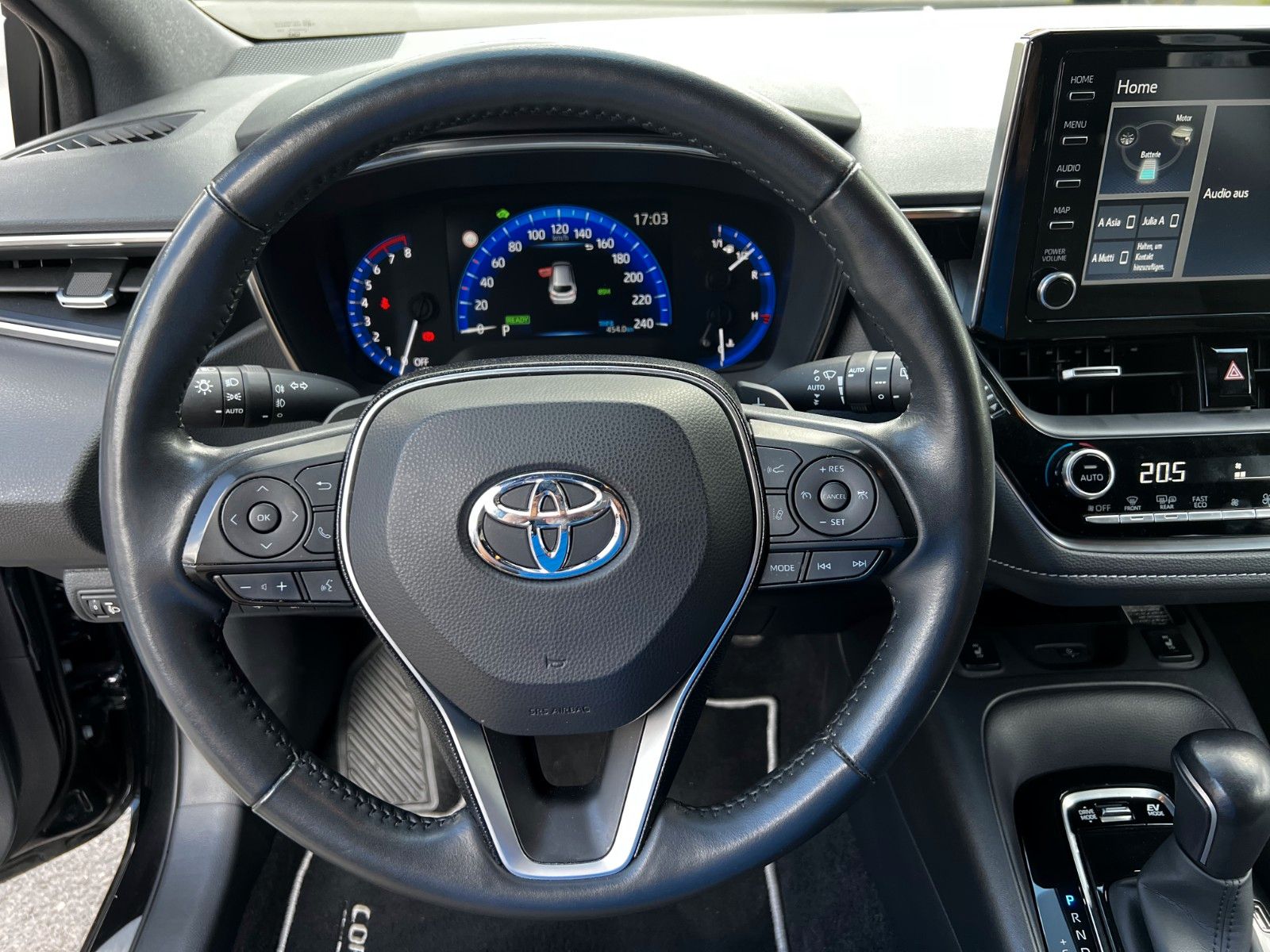 Toyota Corolla Touring Sports Hybrid Team D - Samsaru's Car Outlet