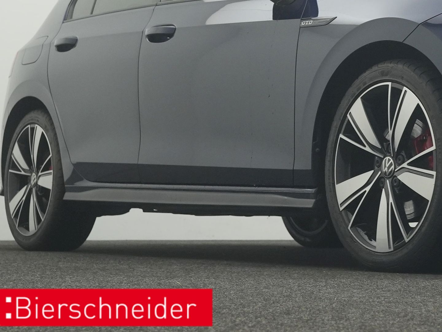 Volkswagen Golf 8 2.0 TDI DSG GTD PANO DCC IQ.LIGHT STANDH