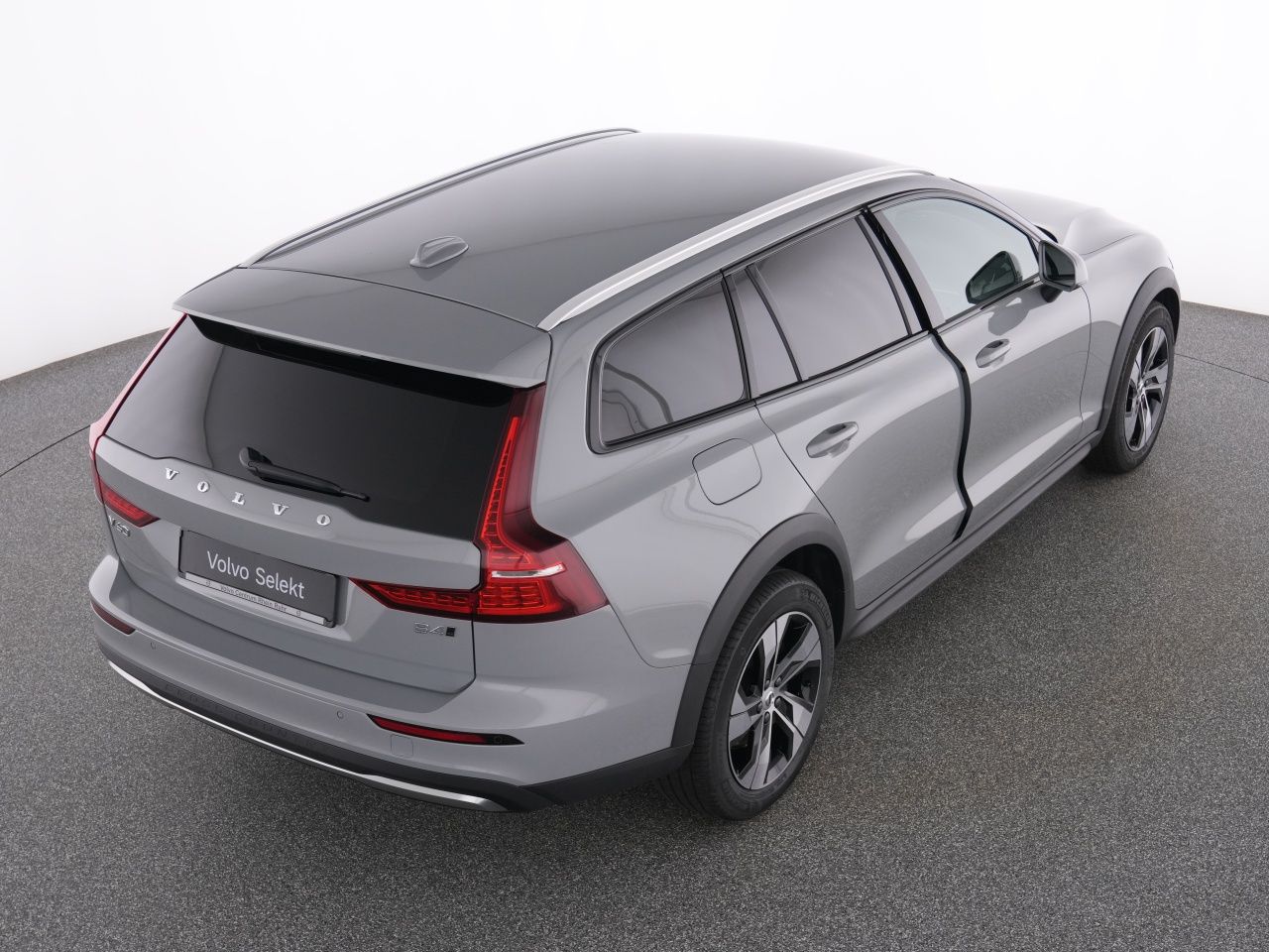 Volvo V60 Cross Country B4 AWD PLUS FAP+WINTERPAK
