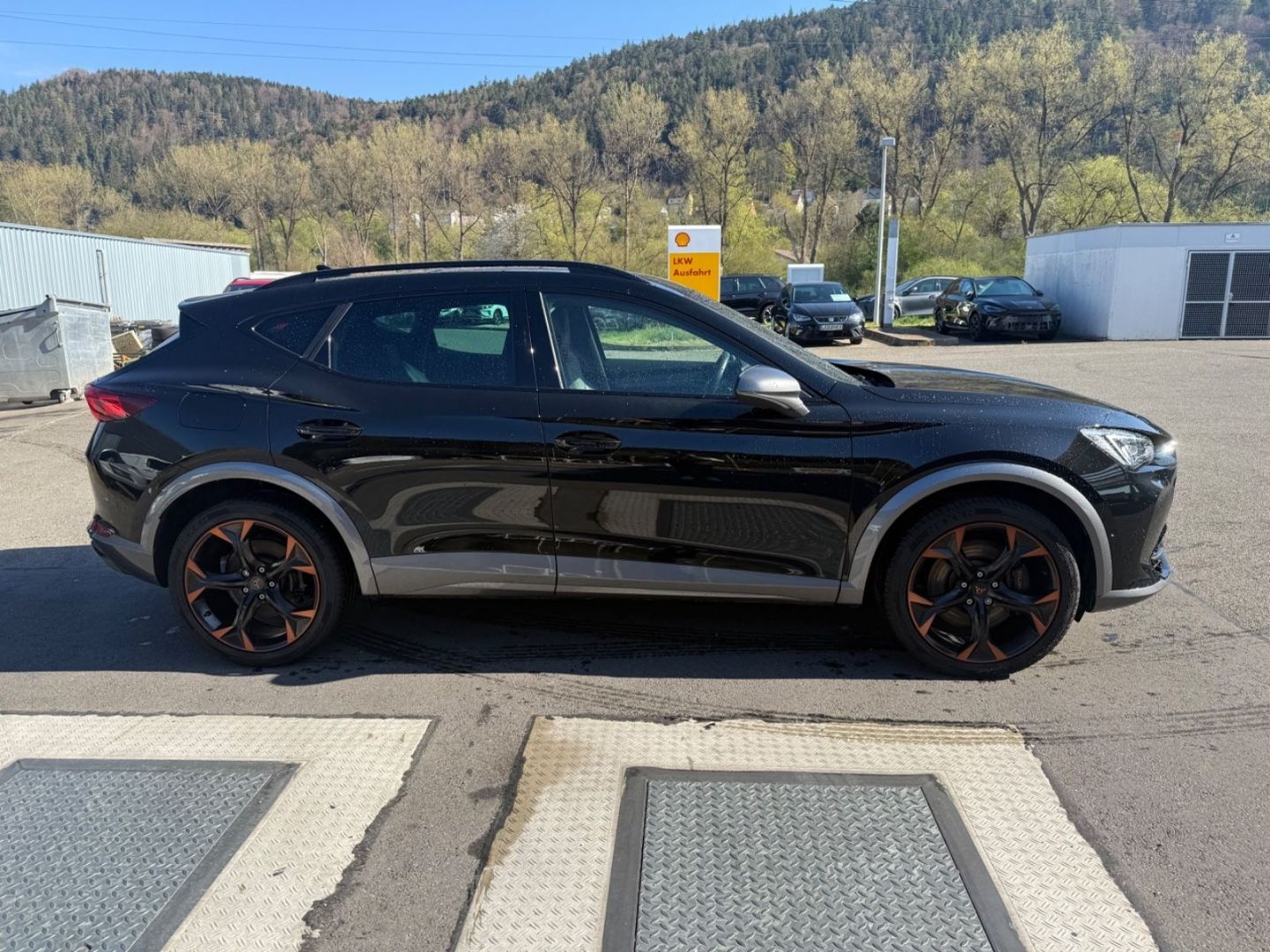 Cupra Formentor VZ 2.0TSI DSG *NAVI+LEDER+COPPER+AHK*