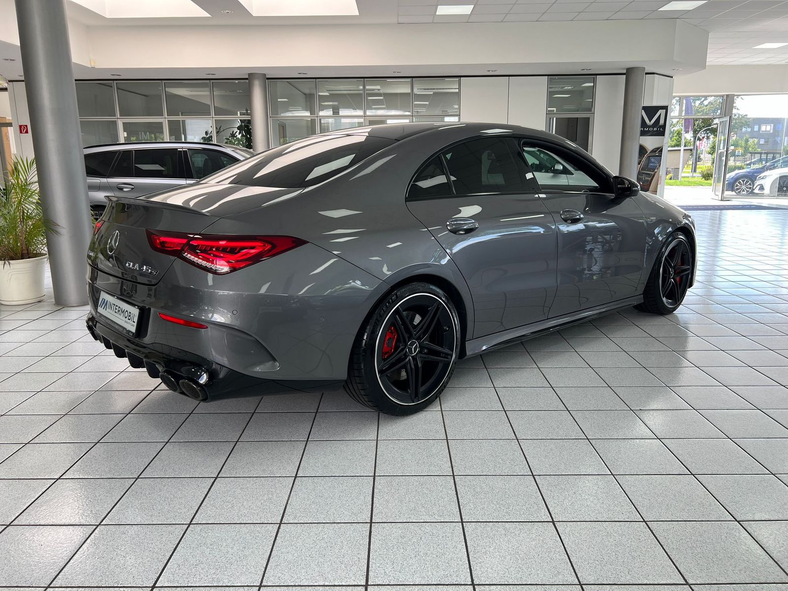 Mercedes-Benz CLA 45 AMG - Samsaru's Car Outlet