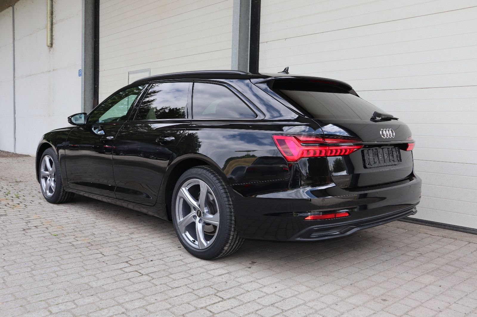 Audi A6 35 TDI Stronic - Samsaru's Car Outlet