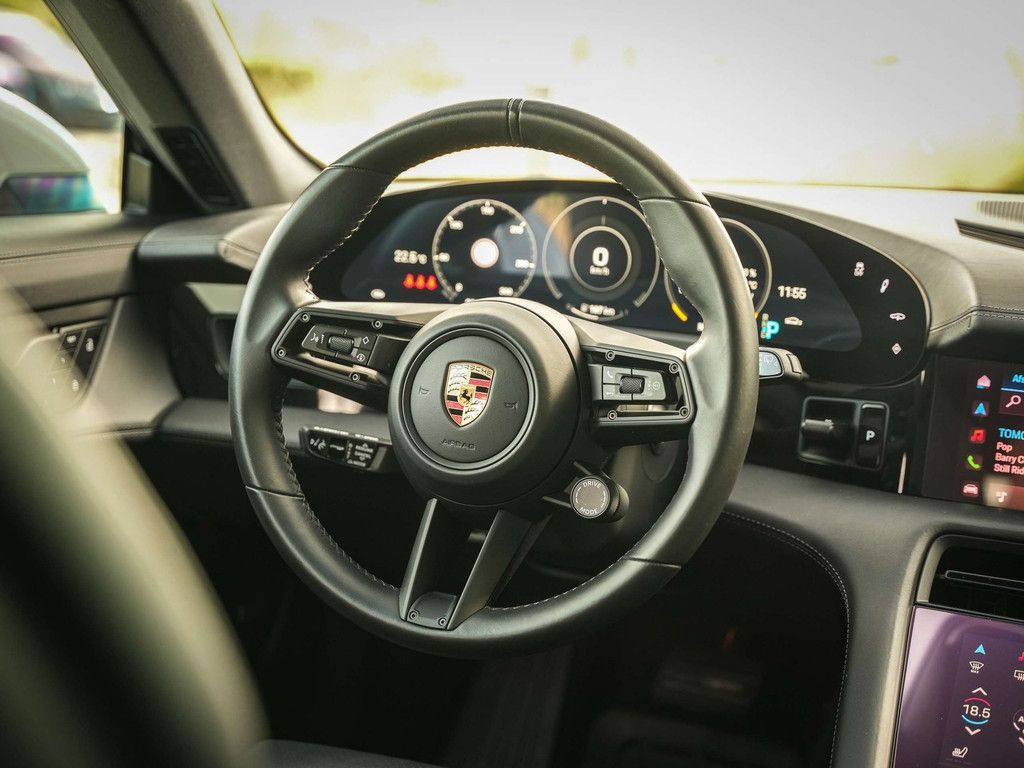 Porsche Taycan Cross Turismo 4S 93.4 kWh - ACC - Bose -