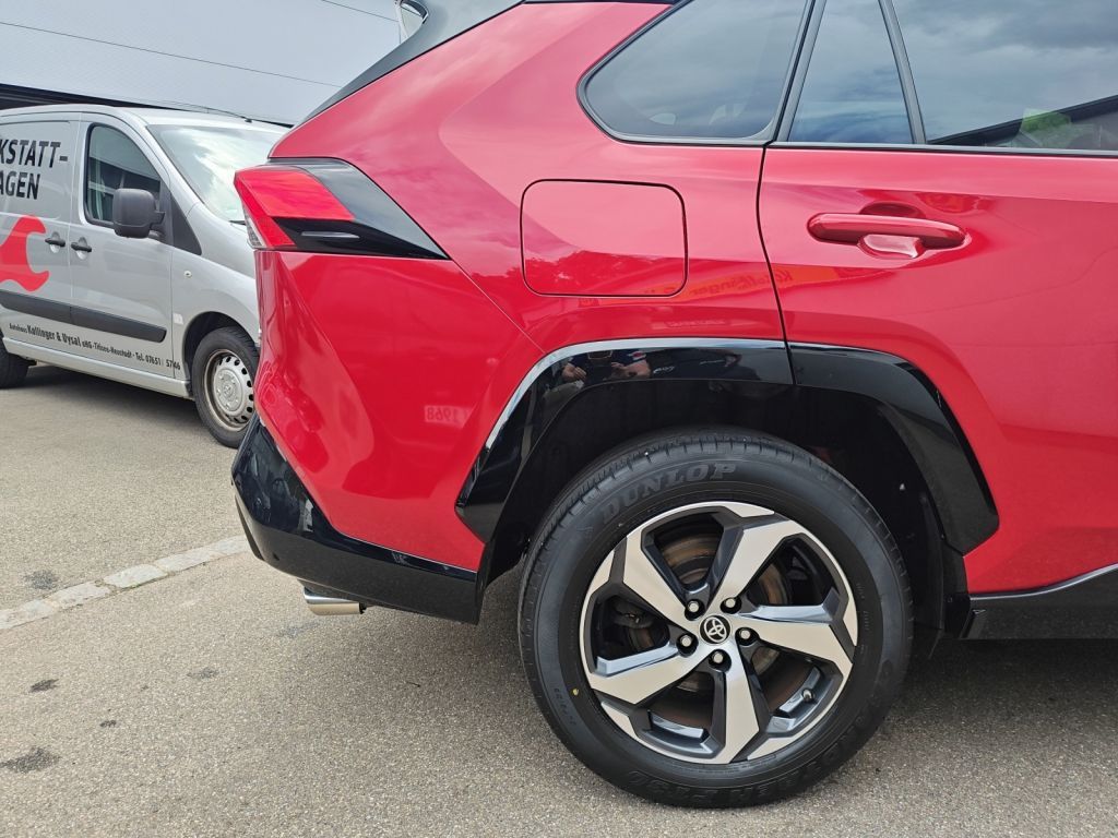 Toyota RAV 4 Plug-in-Hybrid - Samsaru's Car Outlet