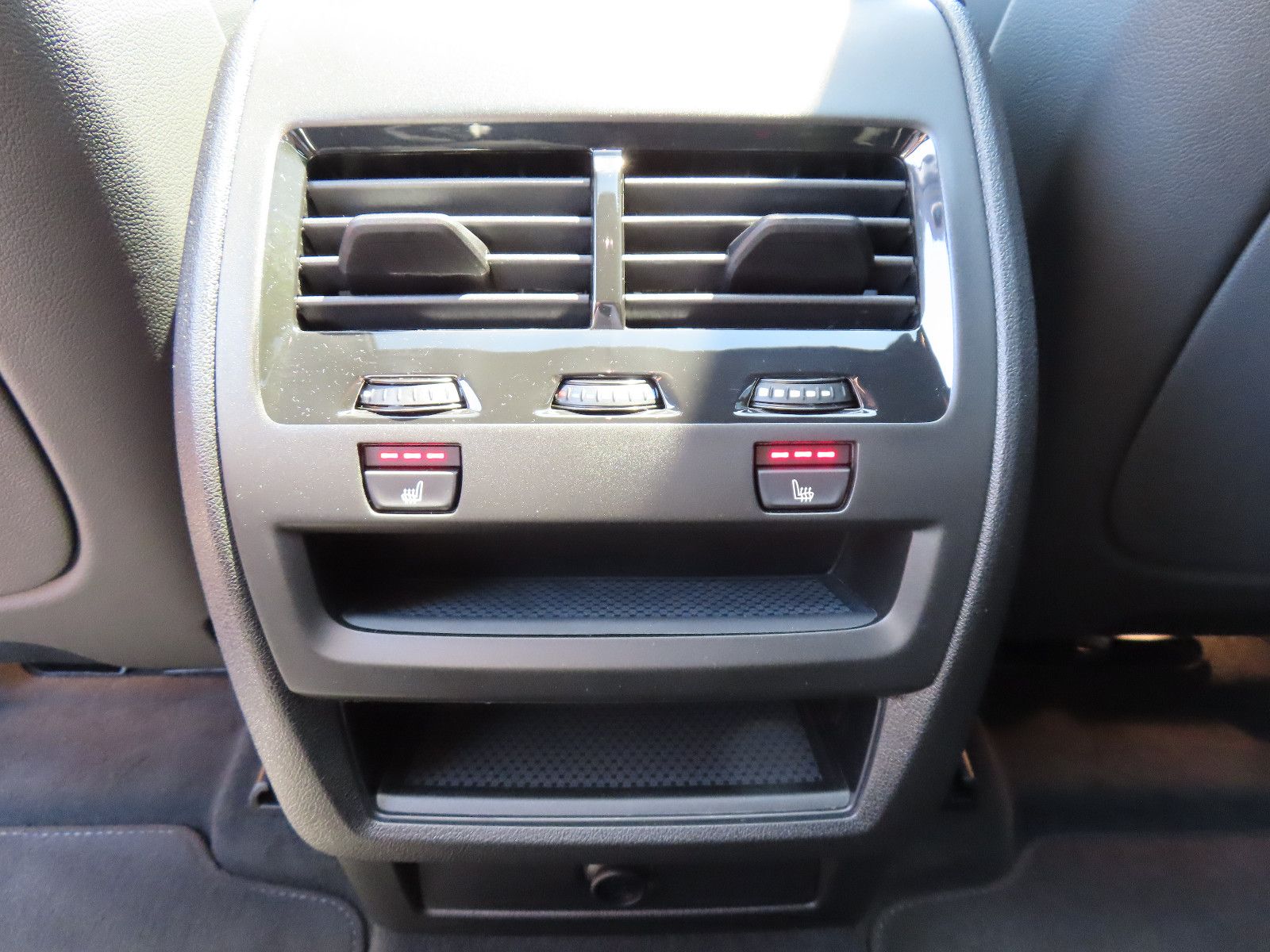 BMW X6 30 d xDrive M Sport - Samsaru's Car Outlet