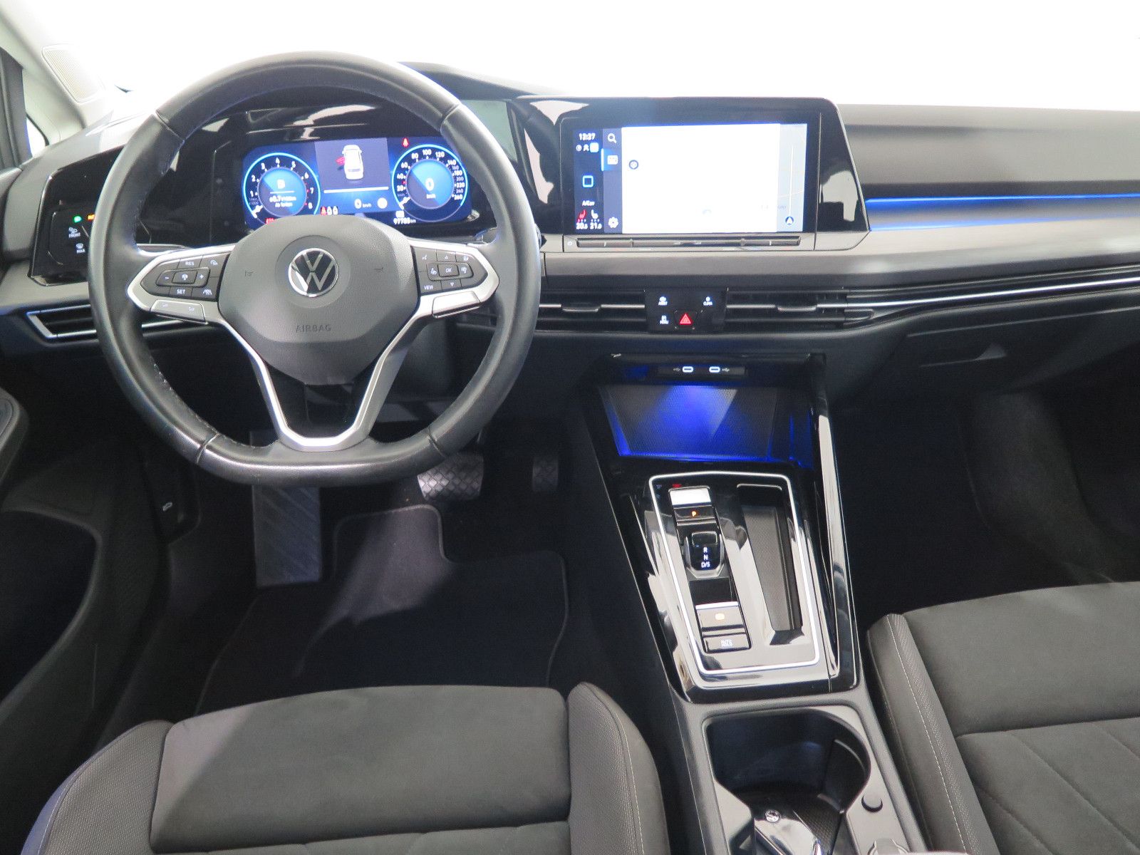 Volkswagen Golf VIII Variant Style, LED,App,Navi,Sportsitze