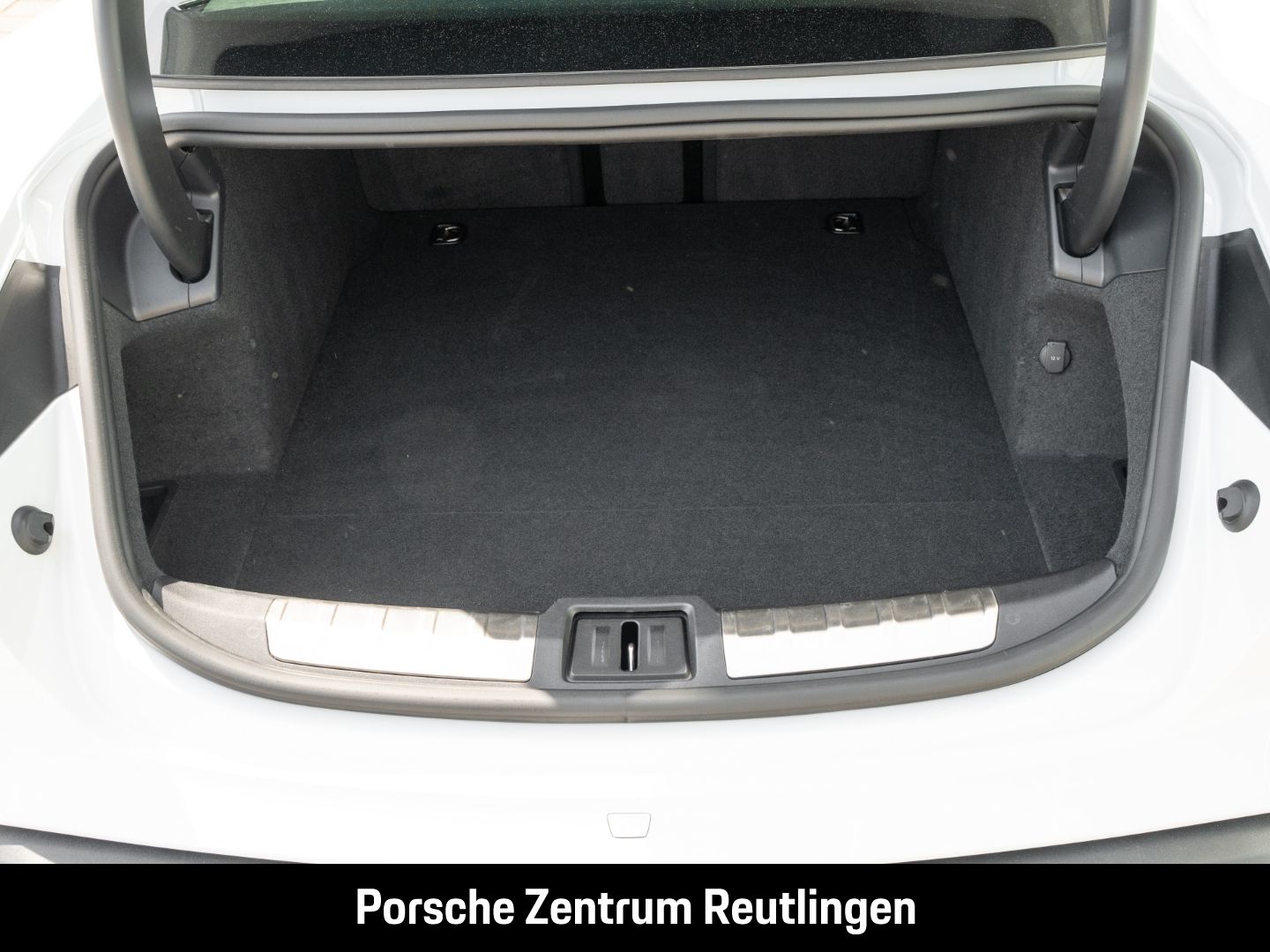 Porsche Taycan Turbo BOSE Panoramadach Surround-View LED