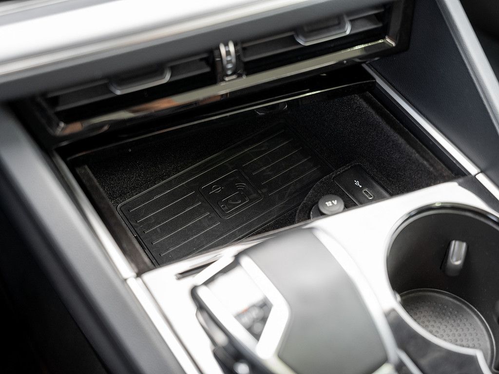 Volkswagen Touareg 3.0 V6 TDI Elegance 4M - Samsaru's Car Outlet