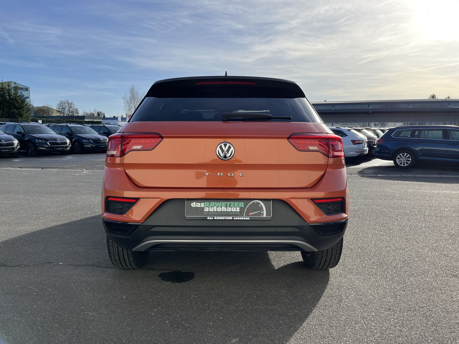 Volkswagen T-Roc 2.0 TDI DSG Style - Samsaru's Car Outlet