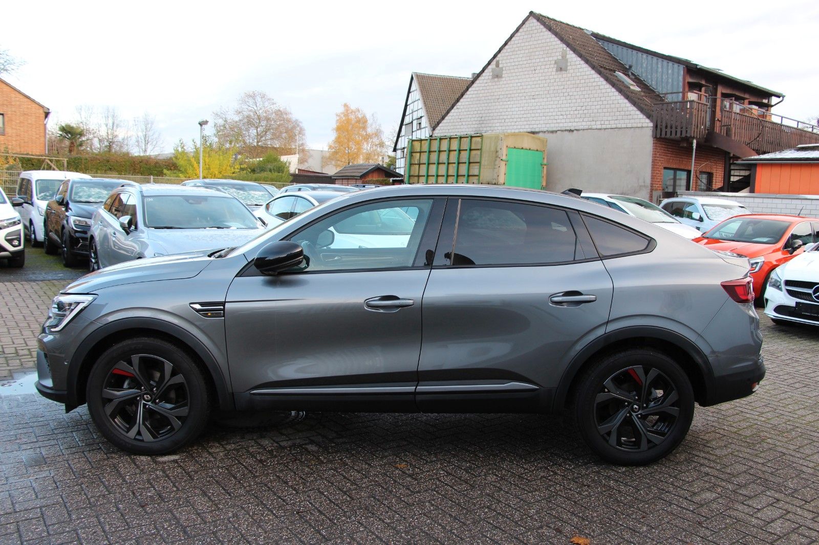 Renault Arkana Mild Hybrid R.S. Line - Samsaru's Car Outlet