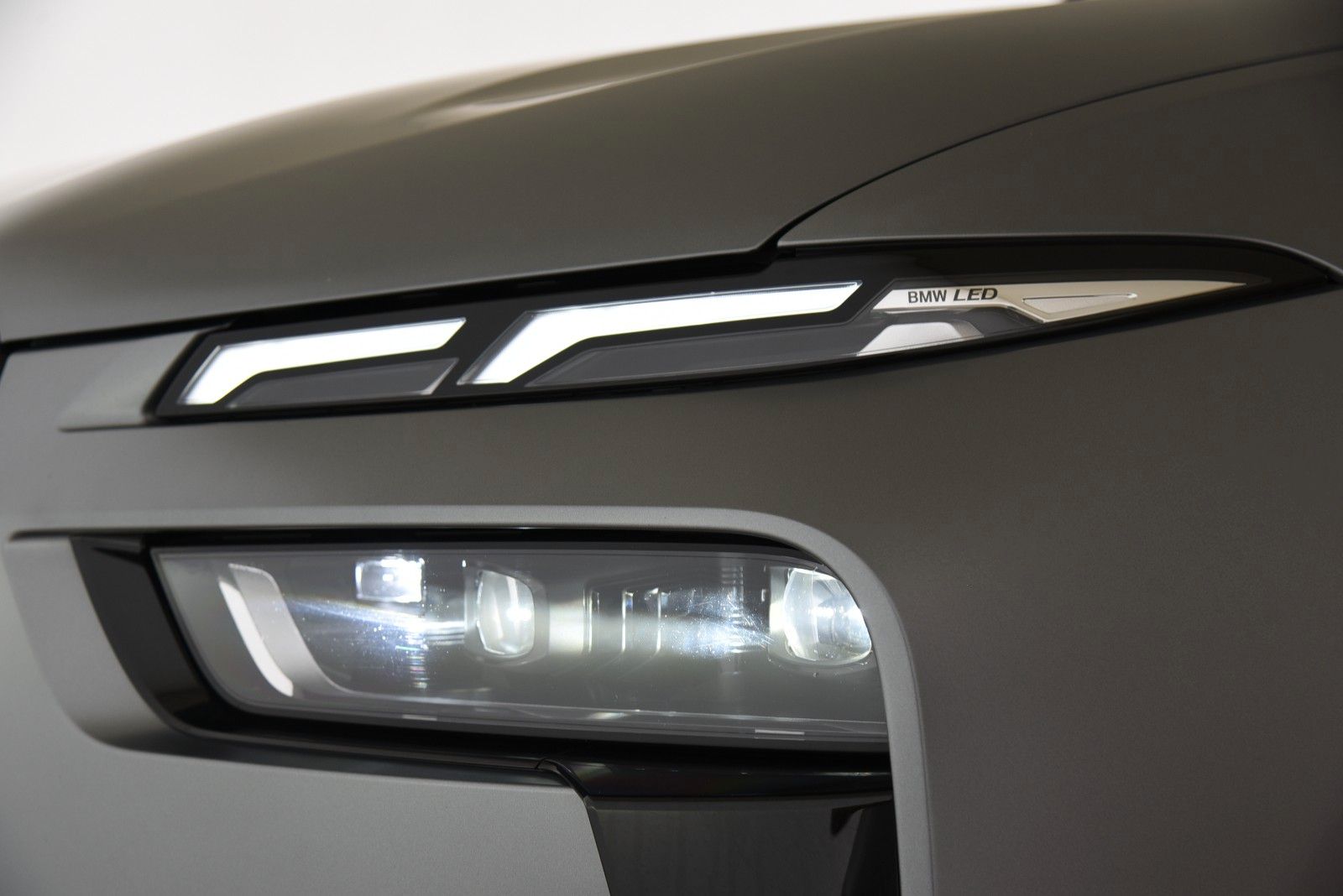 BMW X7 xDrive40d M Sport Pro Pano AHK Gestik H&K LED