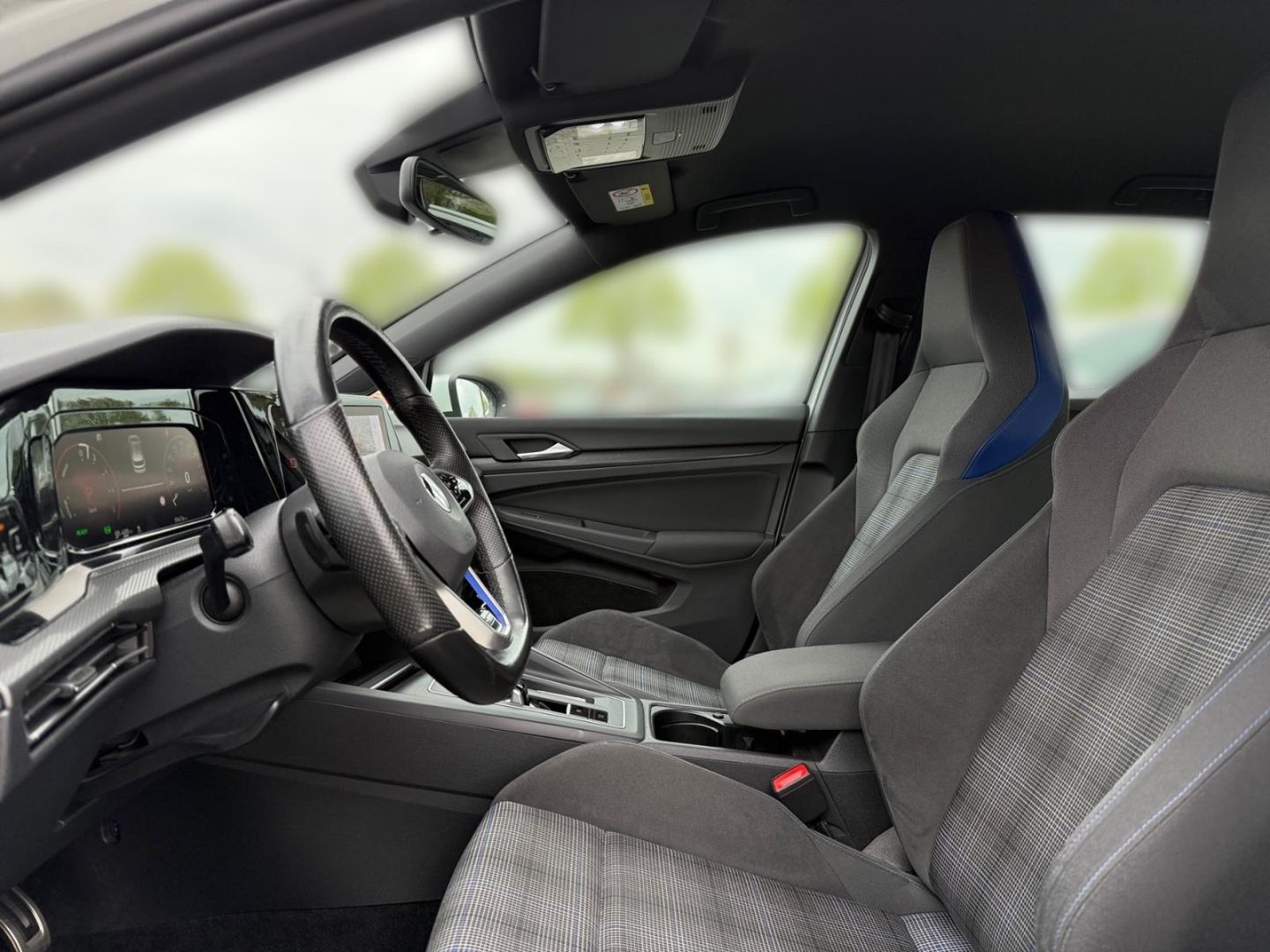 Volkswagen Golf 8 VIII GTE 1.4 eHybrid - Samsaru's Car Outlet