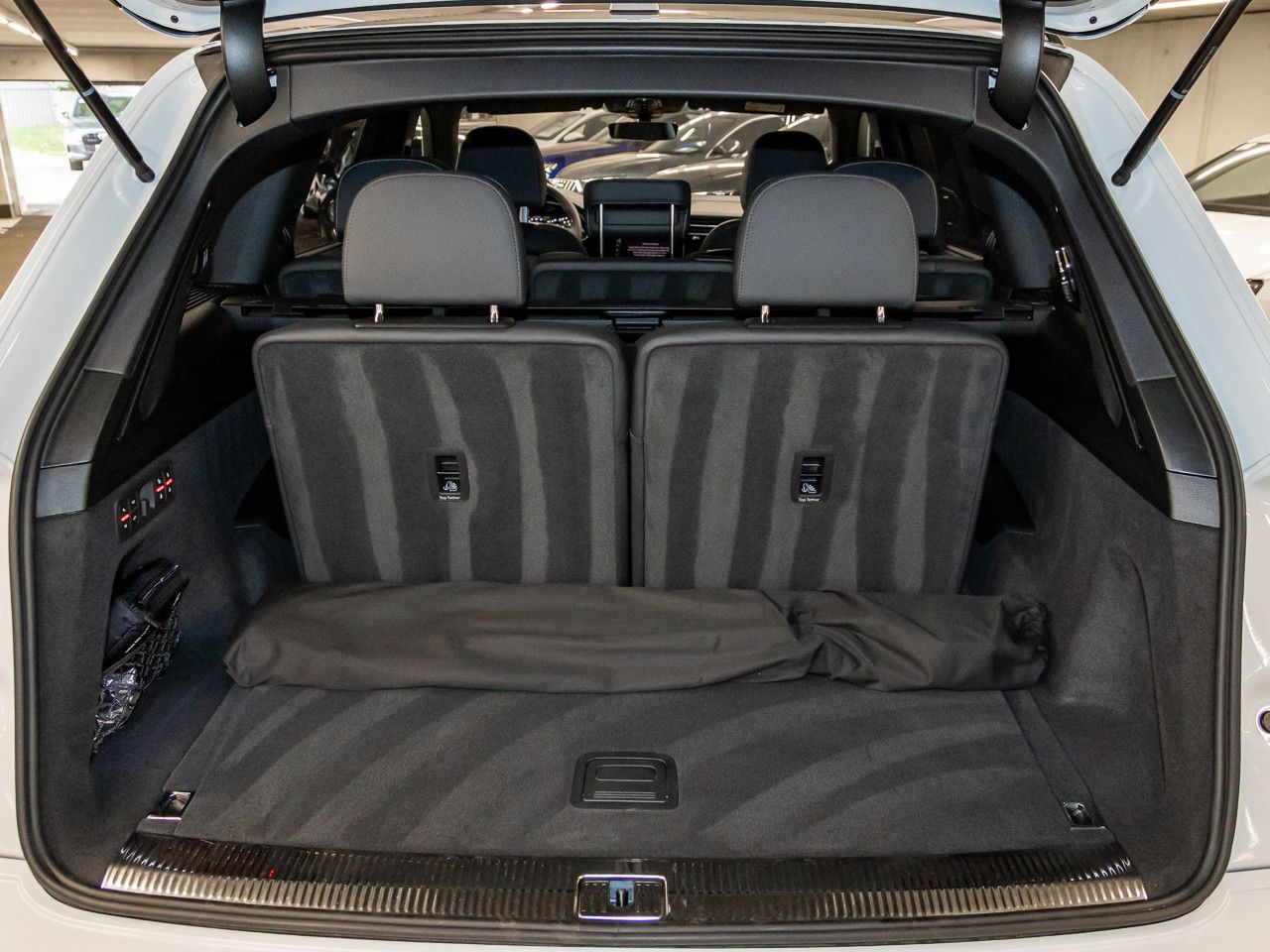 Audi Q7 SUV S line 50 TDI quattro tiptronic 7-sitzer