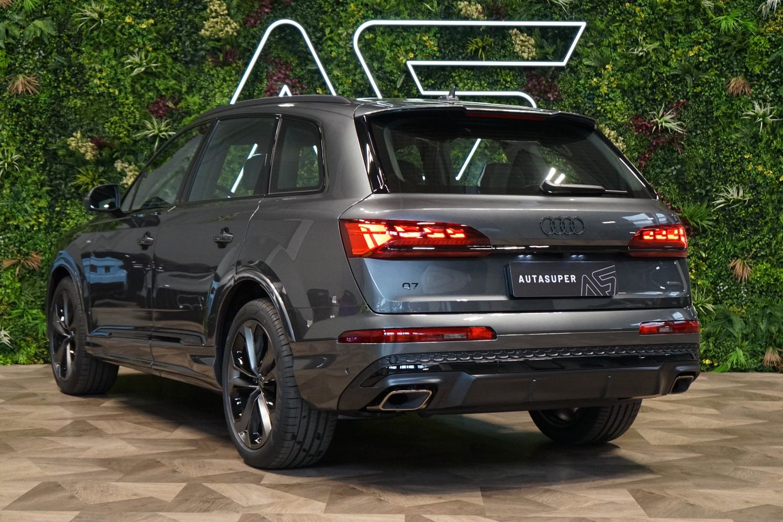 Audi Q750 TDI*S-LINE*TOW*OLED*AUX.HEAT*CZ*77.025€ NET