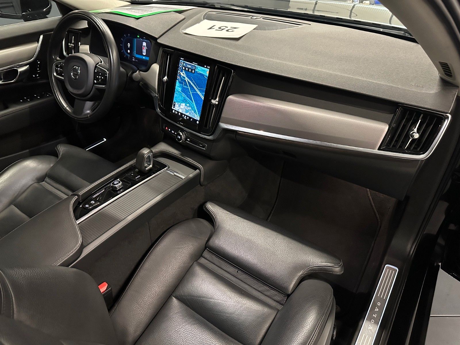 Volvo S90 Momentum Pro AWD *19Zoll*Xenium-Paket*360*