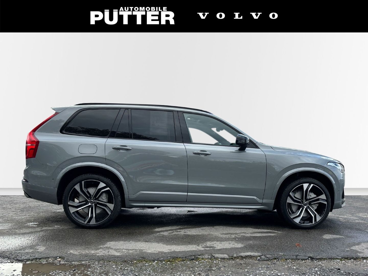 Volvo XC90 Recharge T8 AWD Ultra Dark 7-Sitzer 22'' B&