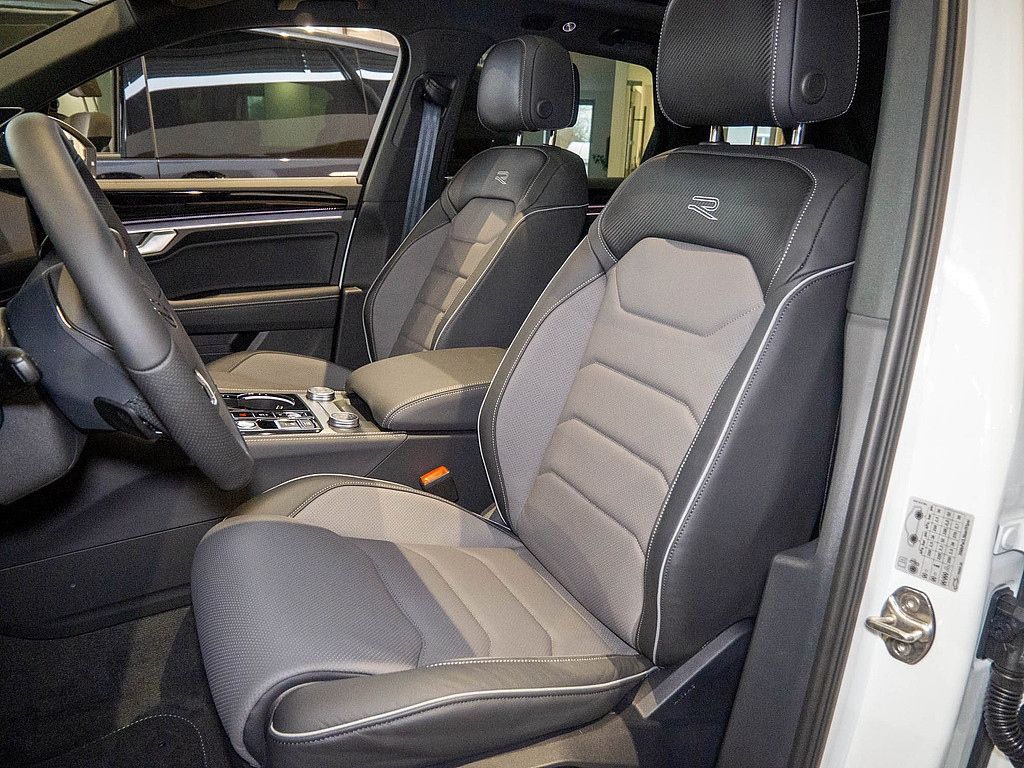 Volkswagen Touareg R-Line FINAL EDITION V6 TDI SCR 4MOTION