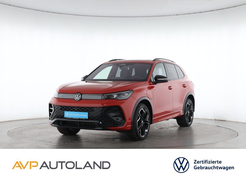 Volkswagen Tiguan 1.5 TSI DSG eHybrid R-Line | PANO | AHK |