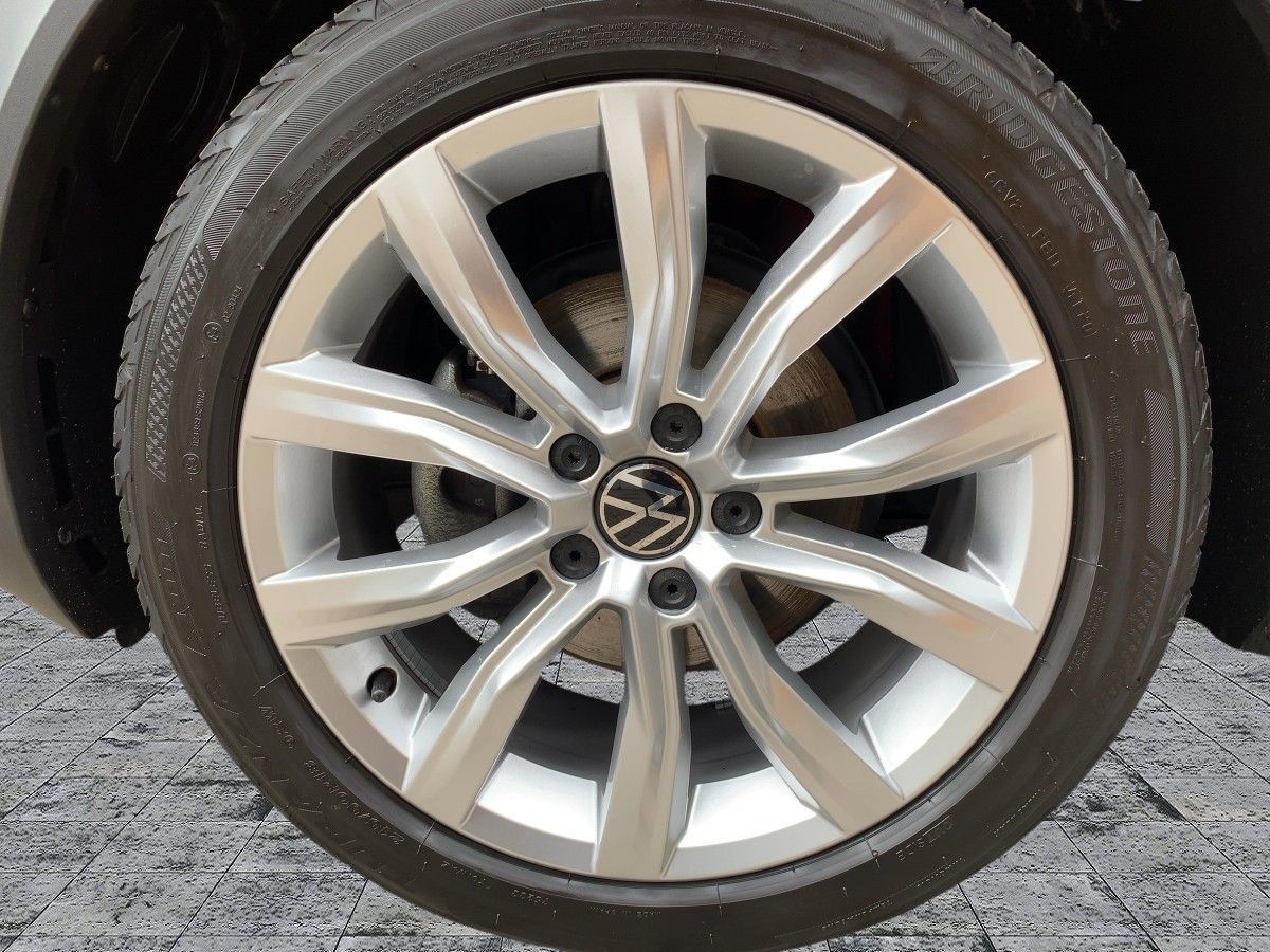 Volkswagen T-Roc 1.5 TSI DSG SPORT - Samsaru's Car Outlet