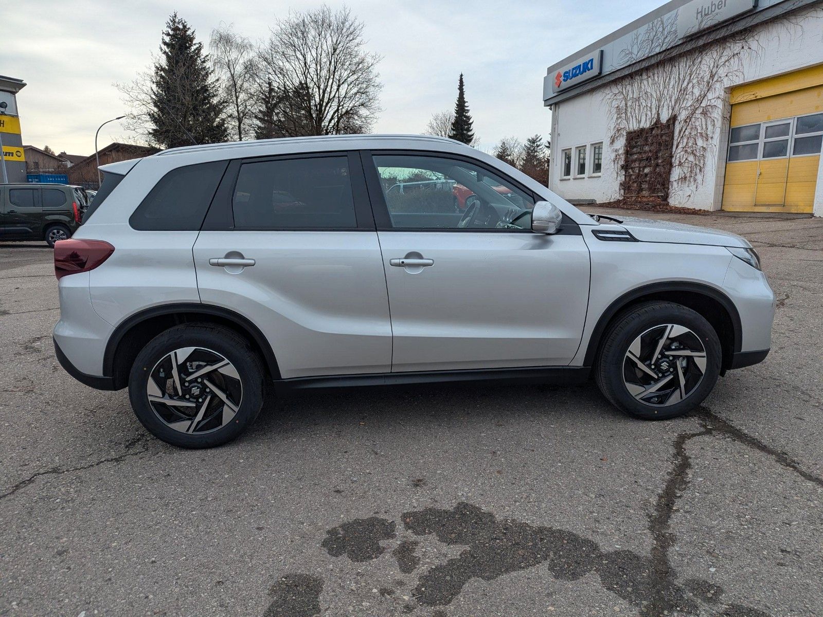 Suzuki Vitara 1.4 BOOSTERJET Hybrid Comfort+ Allgrip - Samsaru's Car Outlet