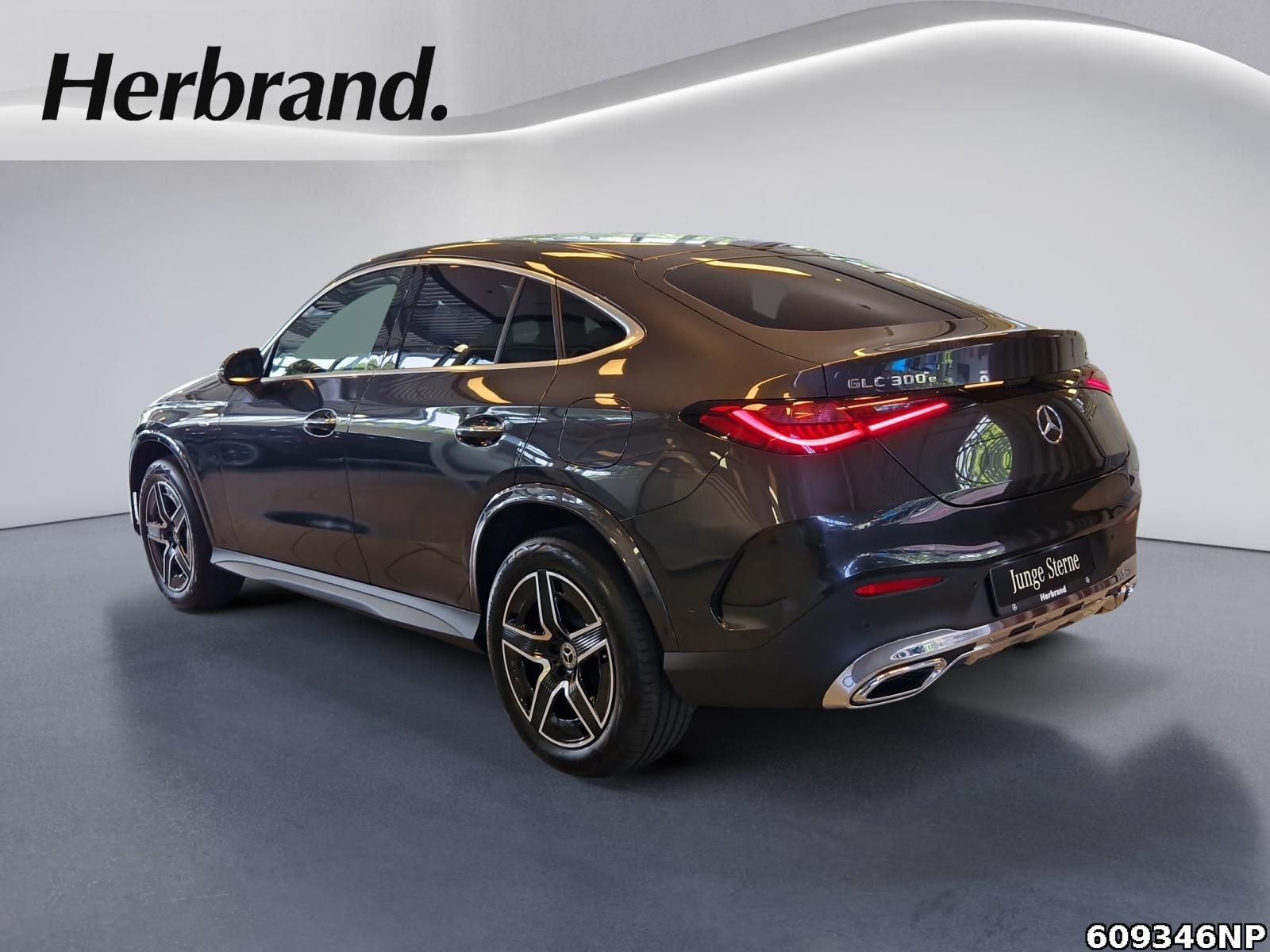 Mercedes-Benz GLC 300 e 4M AMG Coupé AHK DIGITAL Distronic+