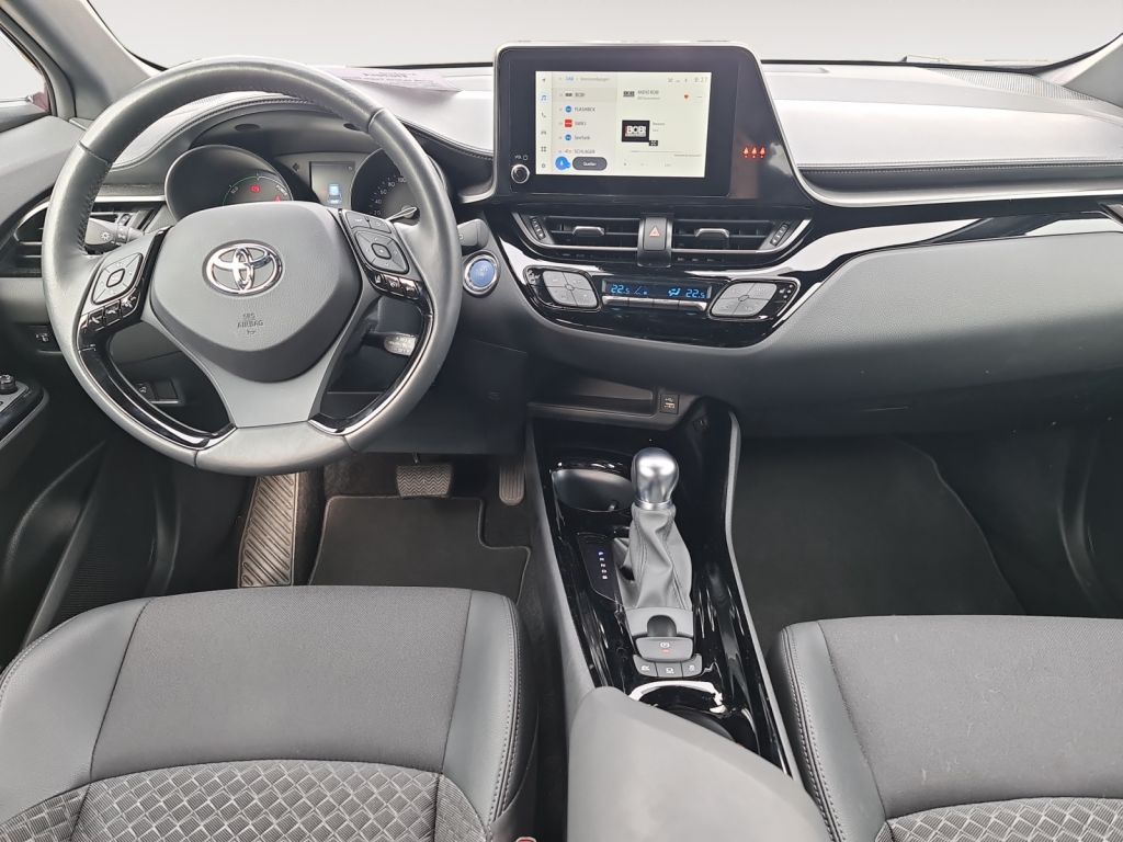 Toyota C-HR Hybrid - Samsaru's Car Outlet