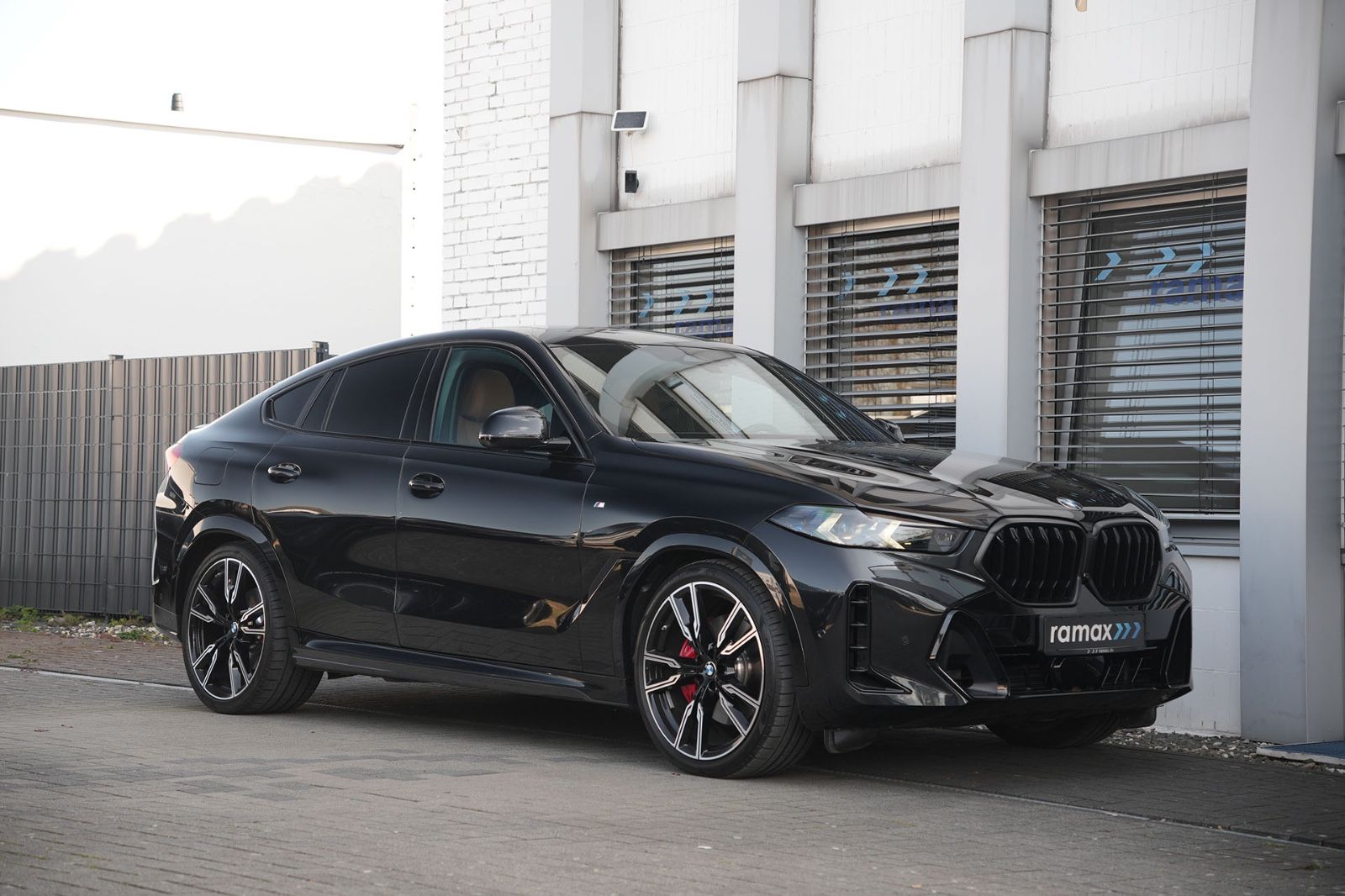 BMW X6 xDrive30d M Sport - Samsaru's Car Outlet
