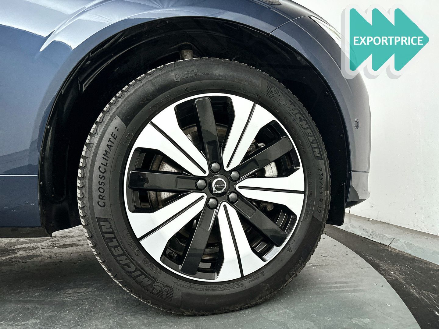 Volvo XC60 T6 Plug-in hybrid AWD Plus Dark | panorama