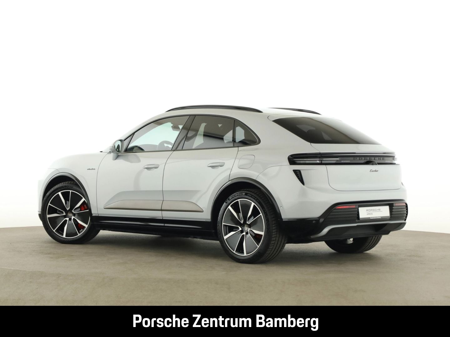 Porsche Macan Turbo/ Burmester/ Akustikglas/ Head-Up uvm