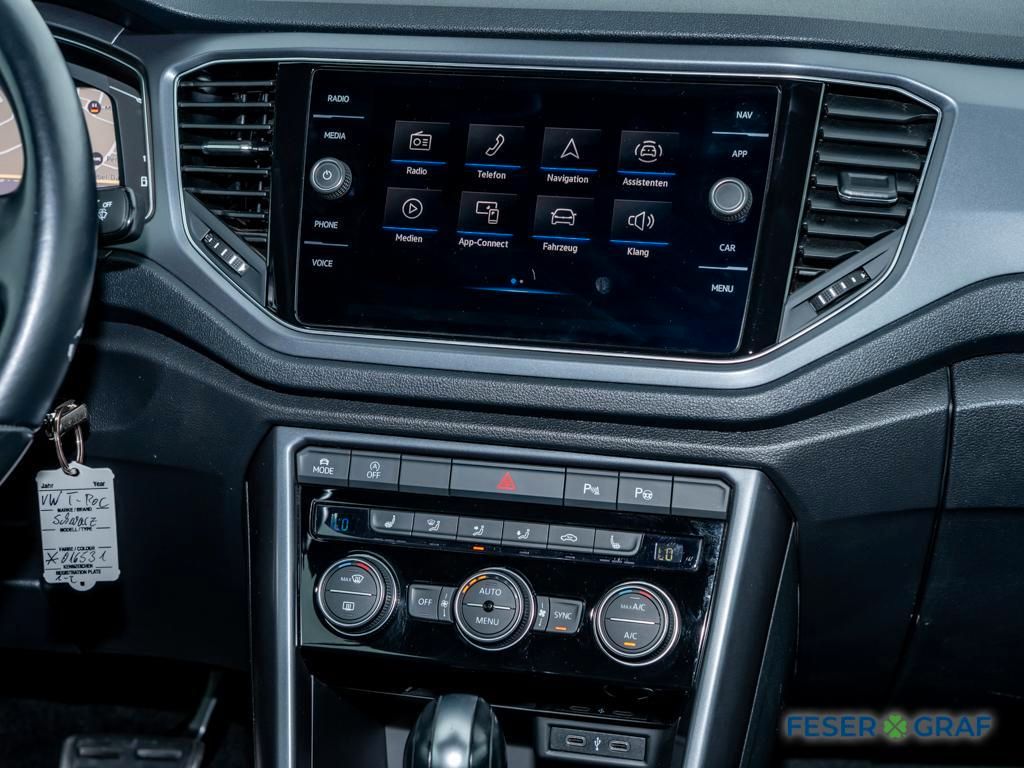 Volkswagen T-Roc 1.5TSI R-LINE - Samsaru's Car Outlet