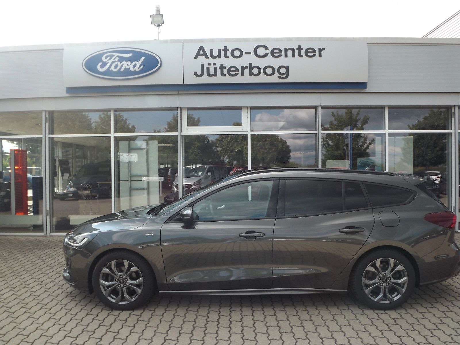 Ford Focus Turnier ST-Line X*PANO*Head-Up*4J.Garantie