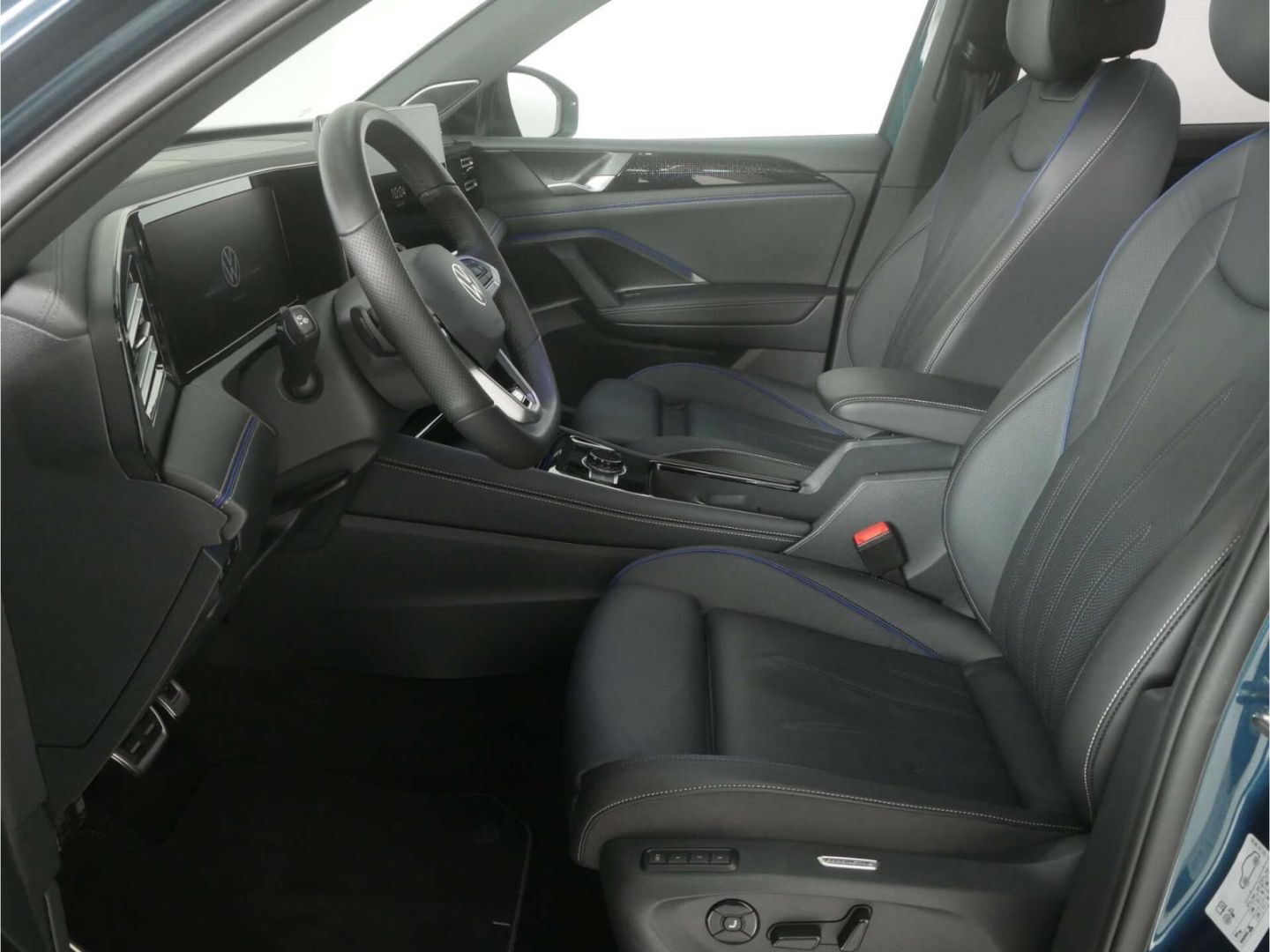 Volkswagen Tiguan 1.5 eHybrid R-Line Black Style PANO/AHK