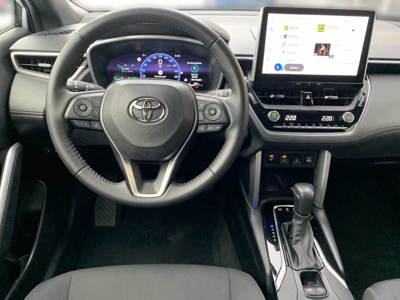 Toyota Corolla Cross Hybrid 2.0 VVT-i Team D KAMERA