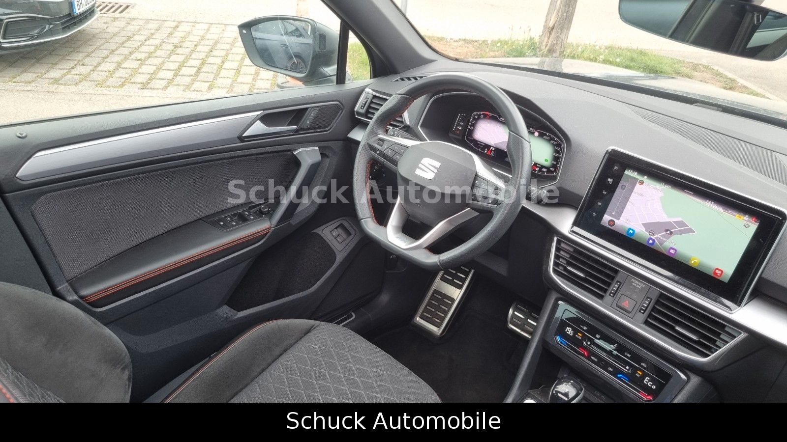 Seat Tarraco FR e-Hybrid Panorama 360°Kam AHK DCC 20"