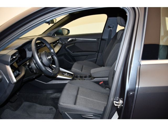 Audi A3 Sportback 30 TFSI S tronic NAVI/SITZHZ/PDC